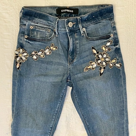 Express Jeans - Picture 3 of 5